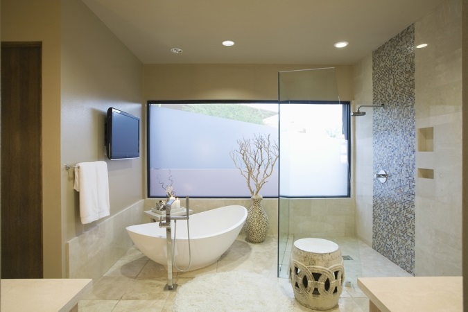 beautiful-master-bathroom-suite